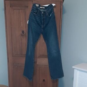 Levi's Wedgie Bootcut Jeans 28
